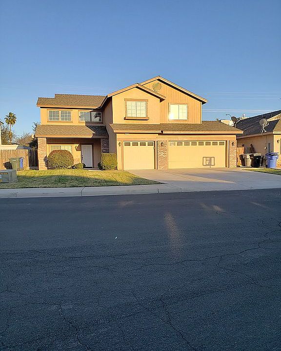 1st image of 3273 N Plum Ln