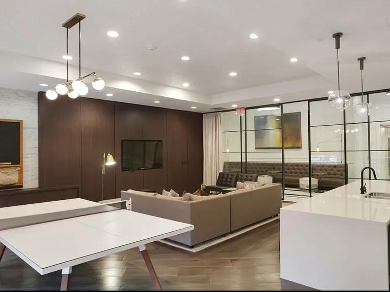 325 E Paces Ferry Rd NE #1107 — Photo 18