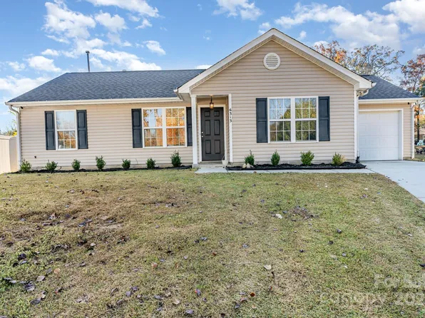 6313 Andrew Colten Ct, Charlotte, NC 28214