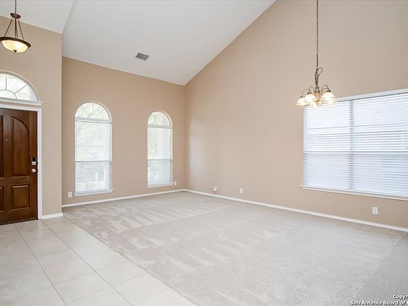3rd image of 417 SORENSTAM WAY