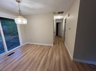 19250 SW Indian Creek Ave, Lake Oswego, OR 97035