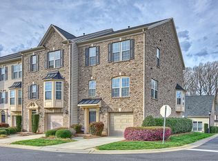 2235 Belle Vernon Ave, Charlotte, NC 28210