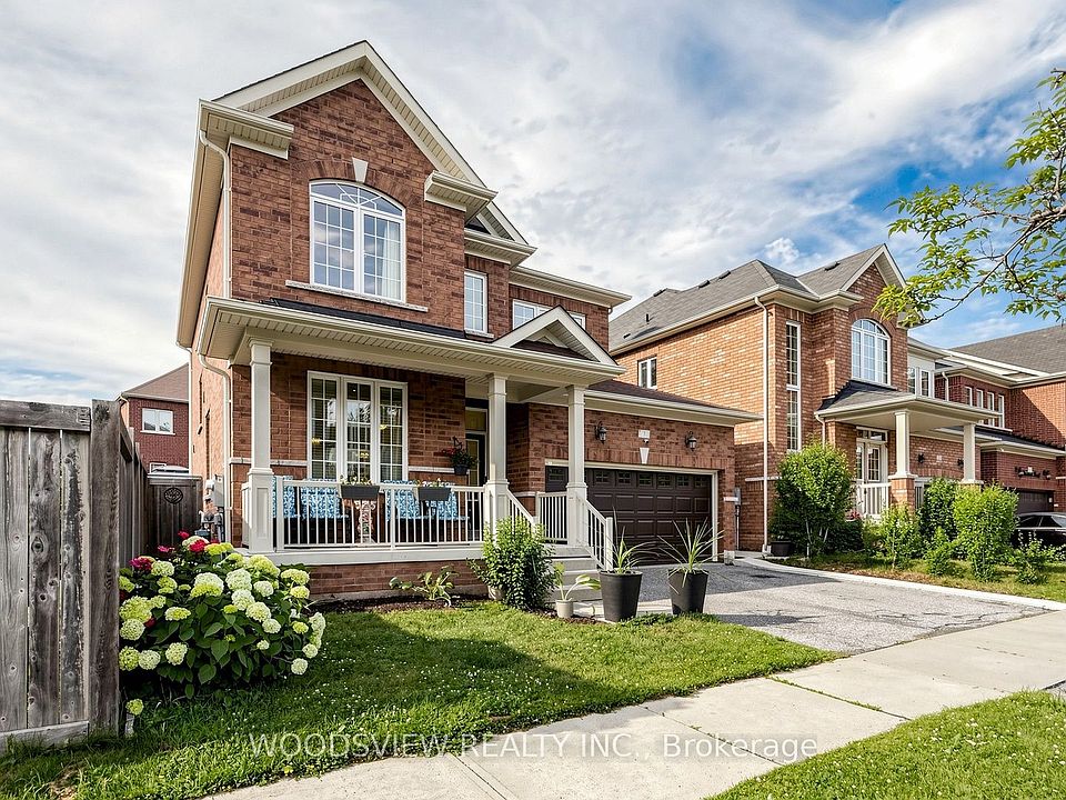 1st image of 7 Deancrest Rd