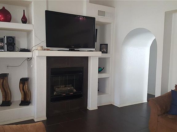 2nd image of 4516 Loma Canada Ct