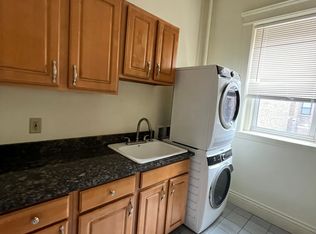 106 Queensberry St APT 2, Boston, MA 02215