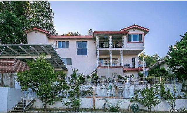1st image of 560 Hermosa Vista St