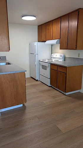 646 Baden Ave #2 Photo 1