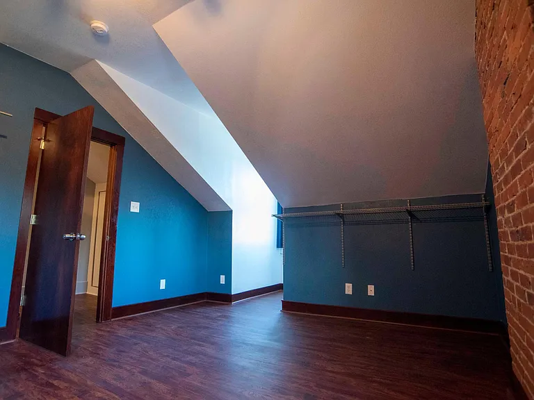 1003 Chestnut St #2 — Photo 2
