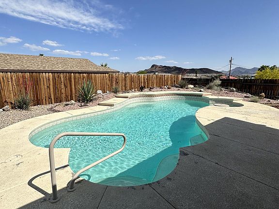 2nd image of 2992 Inca Dr