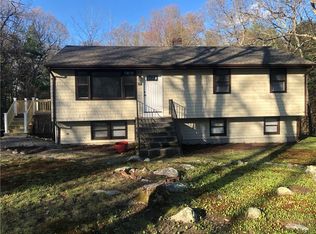 168 Carpenter Rd, Scituate, RI 02825