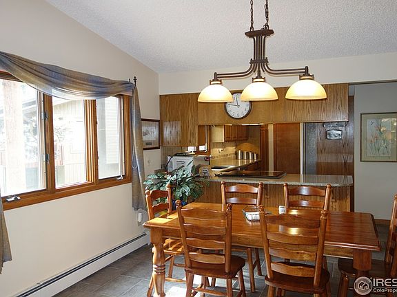 3rd image of 724 Summerset Court #9