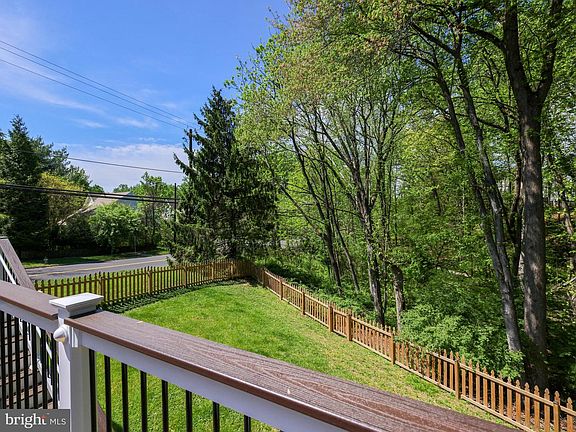 4th image of 18500 Gingerbread Ln