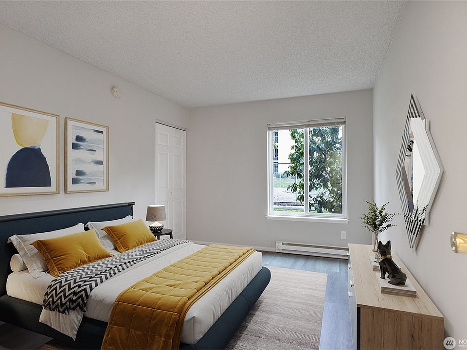 1st image of 14640 NE 32nd St #5