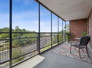415 Claremont Ave #4F, Montclair, NJ