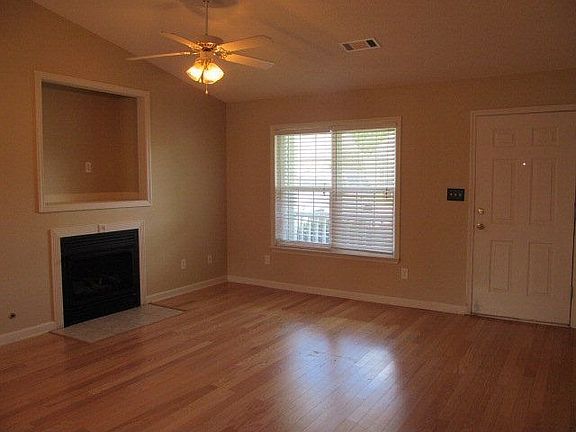 2nd image of 182 Long Creek Dr