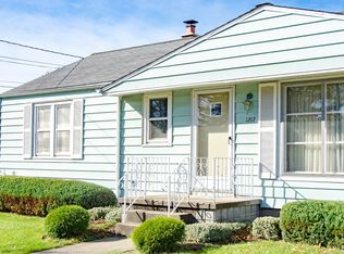 1212 90th St, Niagara Falls, NY 14304
