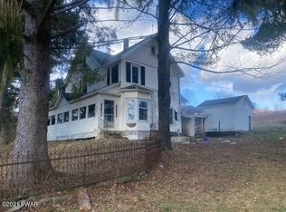 1196 Pine Mill Rd, Equinunk, PA 18417
