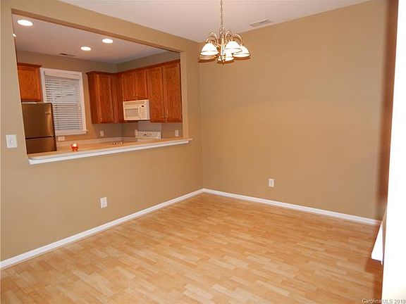5th image of 10342 McGoogan Ln