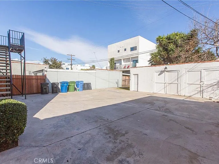 1828 S Sycamore Ave — Photo 11