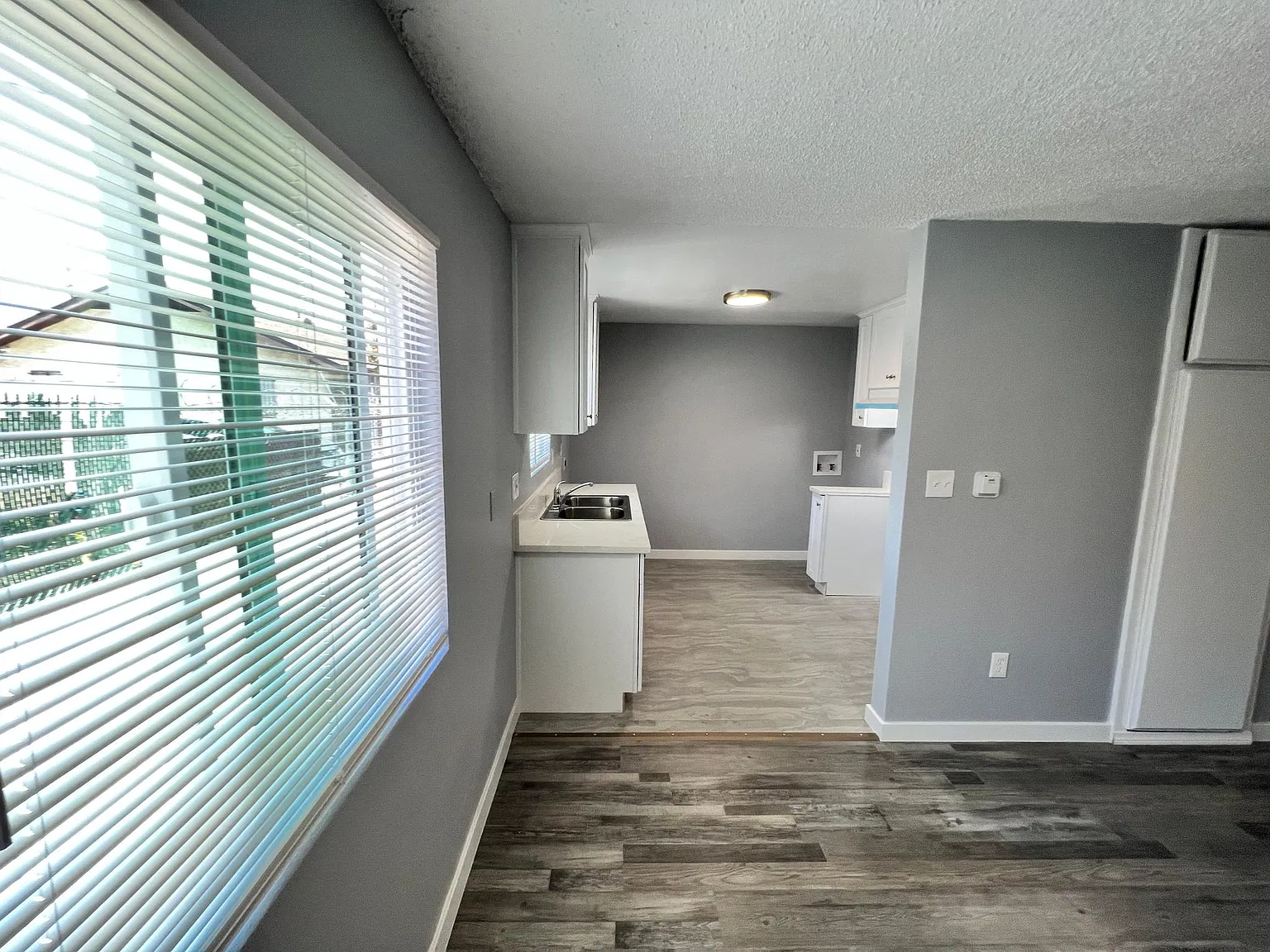 3 bed, $2,395 — Photo 4