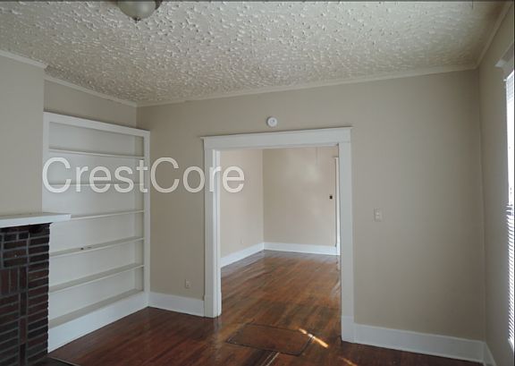 5th image of 738 N Holmes St