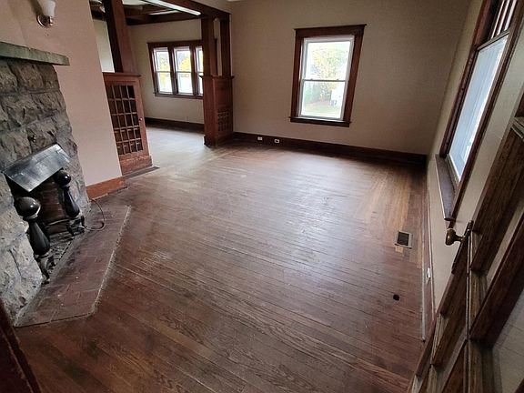 4th image of 1321 Cooper Ave