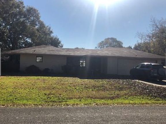 2nd image of 2315 Lilac St