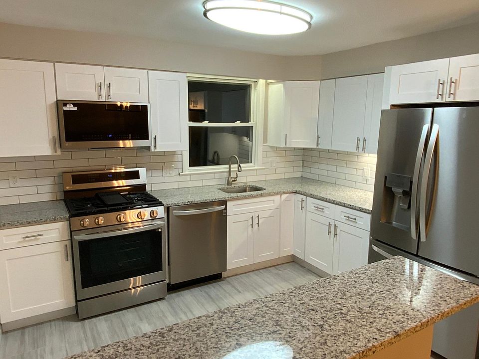 Completely Renovated Kitchen