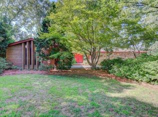 3180 Old Hollow Rd, Walkertown, NC 27051