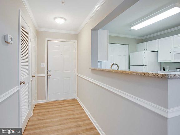 3rd image of 8079 Lacy Dr APT 204