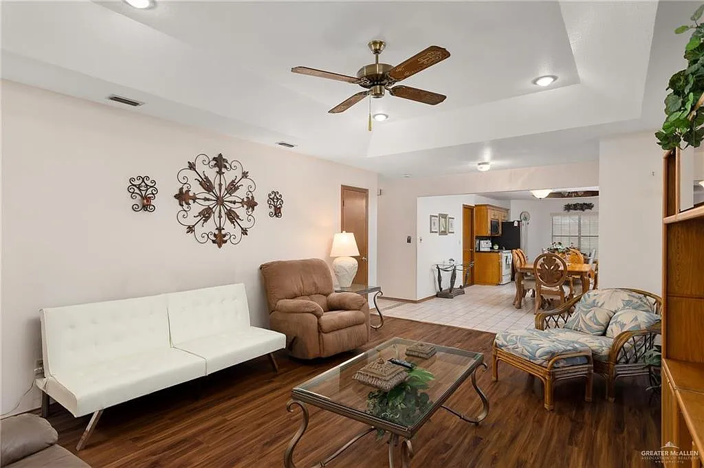 2 bed, 2.0 bath, 1537 sqft, $1,550 — Photo 3