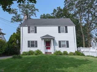 82 John St, Ridgewood Village, NJ 07450