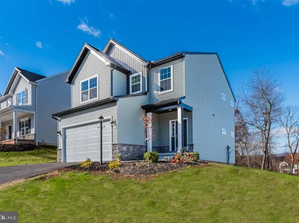 115 Red Maple Dr, Etters, PA 17319