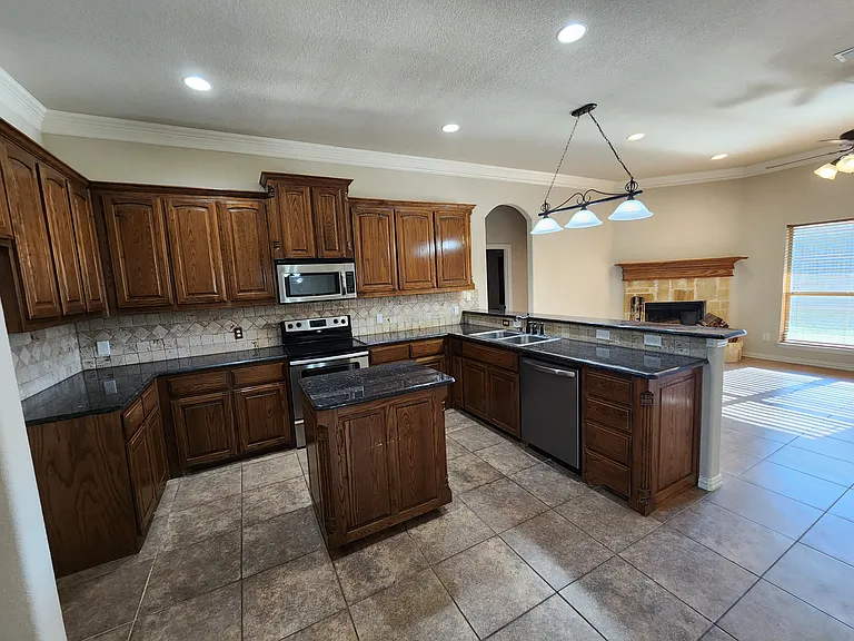105 Winged Foot Dr — Photo 6