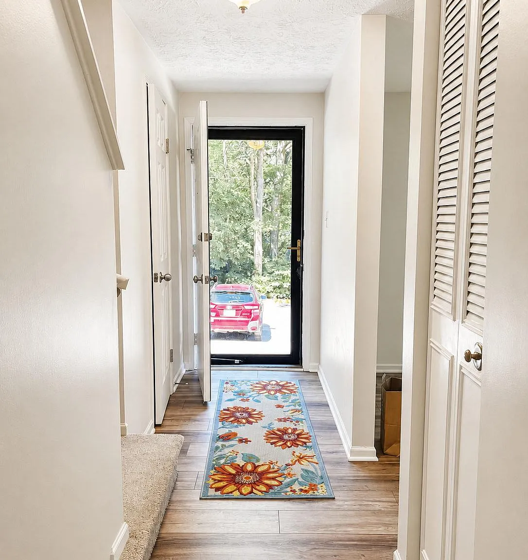 3 bed, 1.5 bath, 1120 sqft, $2,700 — Photo 3