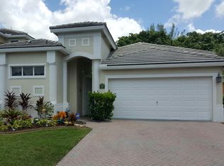 8101 Hampton Wood Dr, Boca Raton, FL 33433