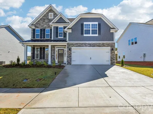 1040 Tundra Swan Dr, Indian Trail, NC 28079