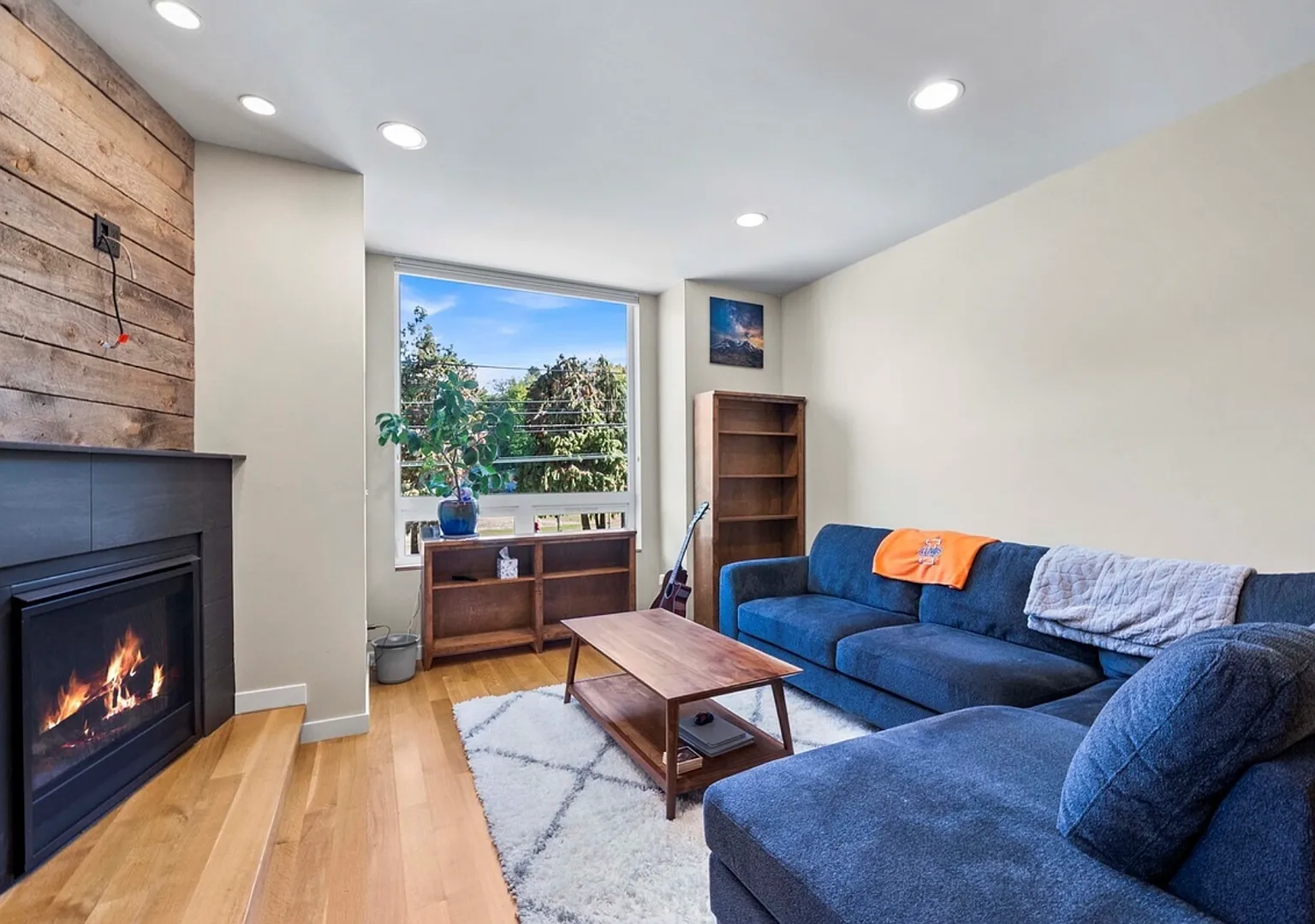 Three-Bedroom Townhouse on Queen Anne — Photo 4