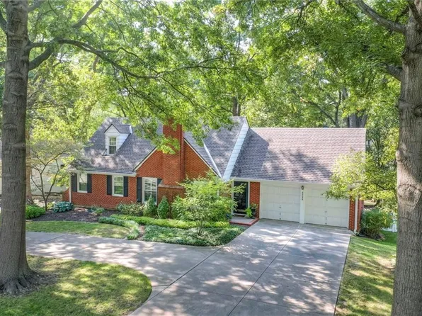 2523 W 91st St, Leawood, KS 66206