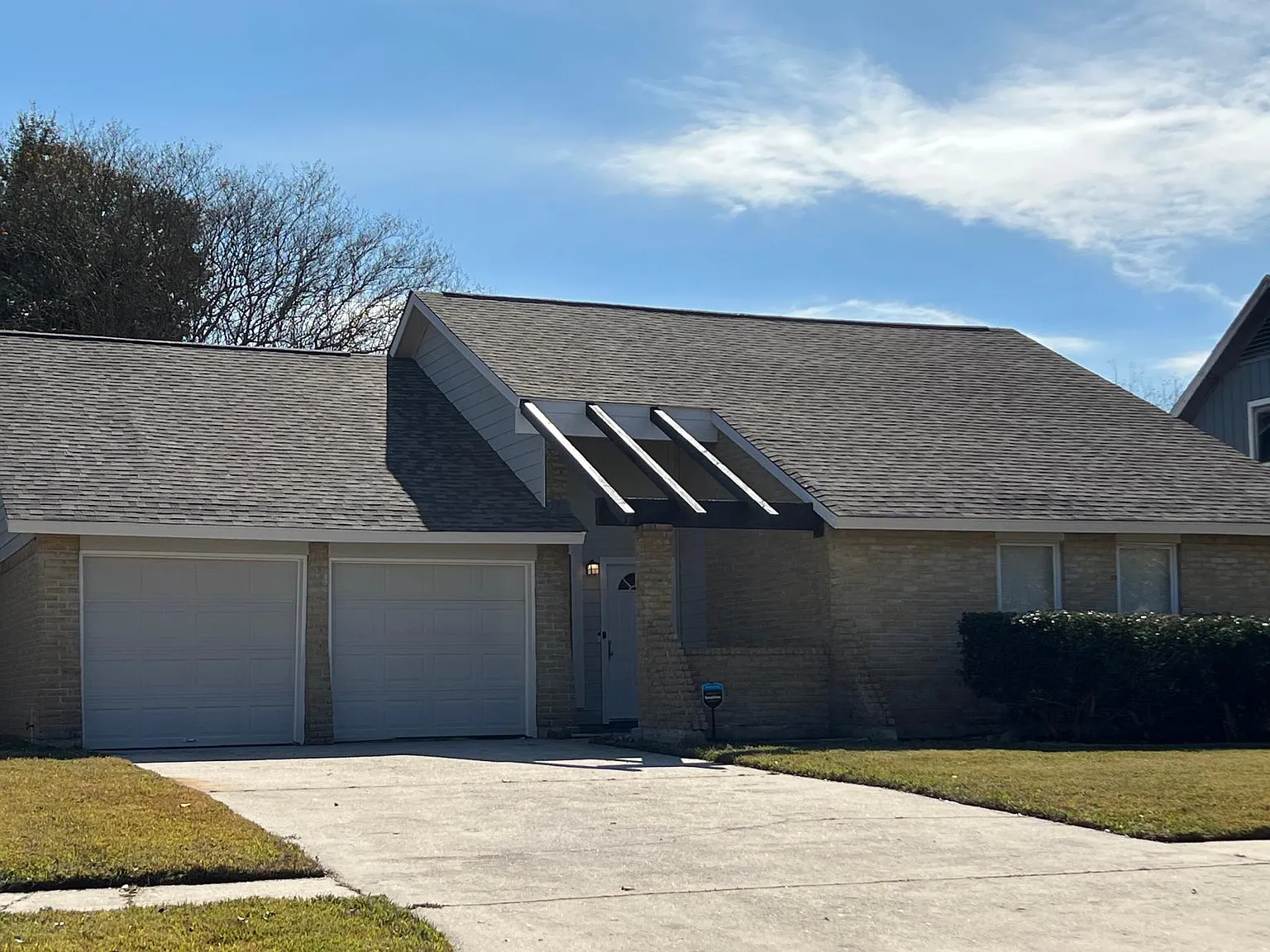 6915 Briarfield Dr — Photo 1