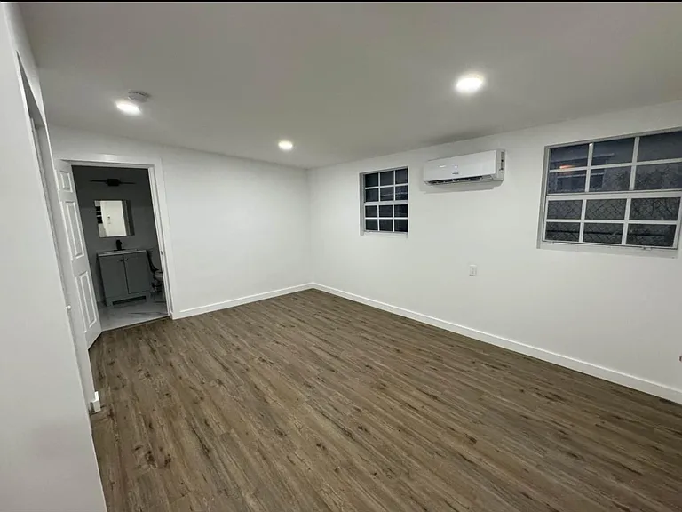433 NW 8th Ave #1 — Photo 5