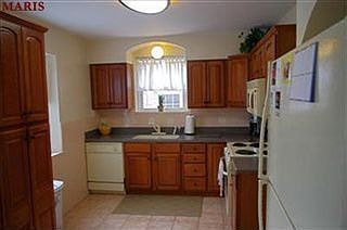 5th image of 7843 Stanford Ave