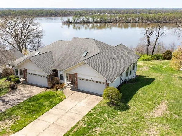 48 Quarry Riverfront Rd, Golden Eagle, IL 62036