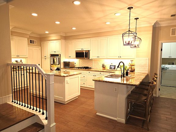 2nd image of 35642 Abelia St