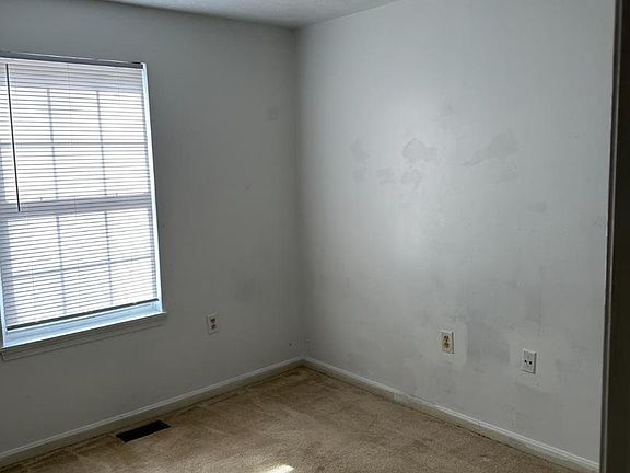 5th image of 39494 Jarrell Dr