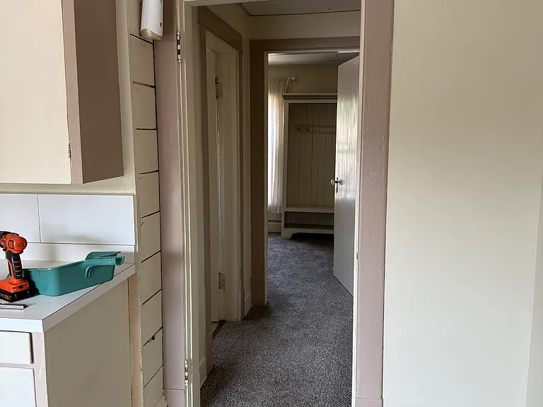 939 NE Davis St #3 — Photo 11