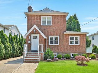 90 Oak St, Harrison, NY 10528