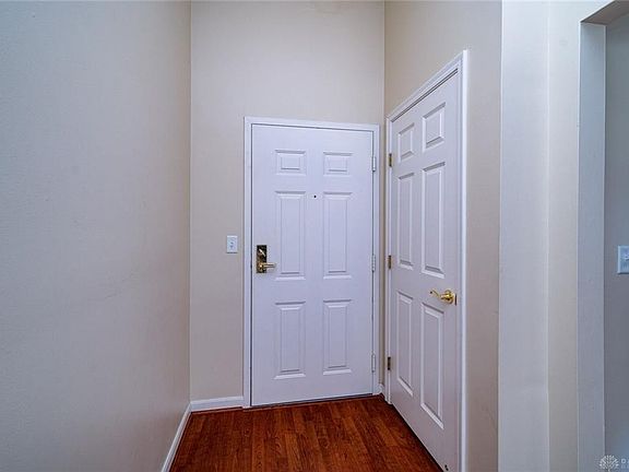 4th image of 3092 Westminster Dr