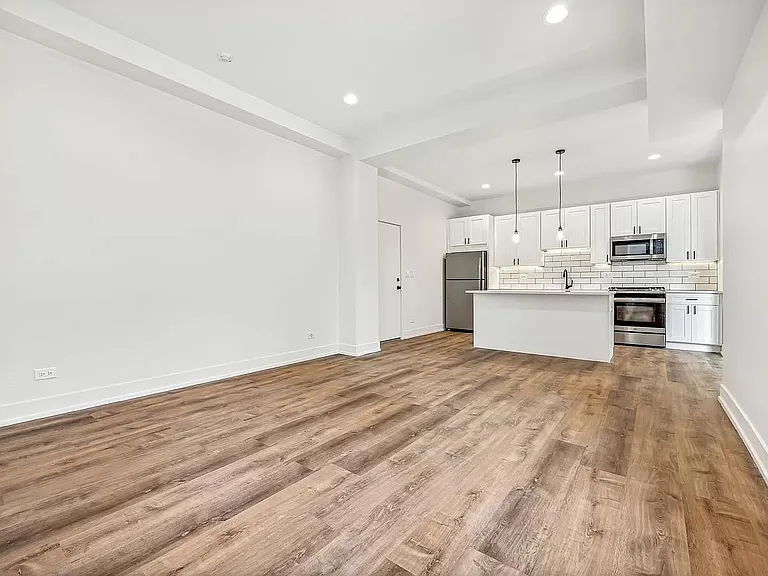 2219 N Hamilton Ave #4 — Photo 9