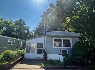 10 4th St, Wayne, NJ 07470